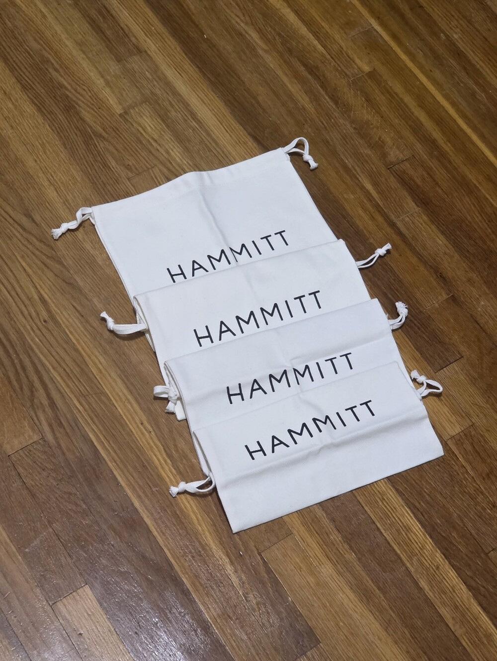 Hammitt Set of 4 White Drawstring Dust Bags